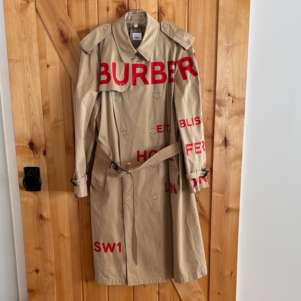 Authentic Burberry Horseferry Trench Coat